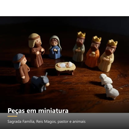 Peças em miniatura do presépio: Sagrada Família, Reis Magos, pastor e animais