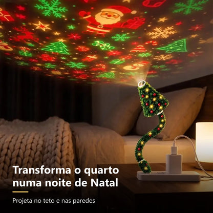 Projetor de Natal LED no criado-mudo projetando desenhos natalinos no teto do quarto