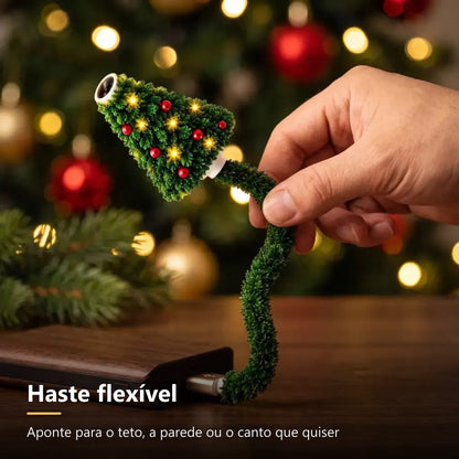 Haste flexível do projetor de Natal árvore conectado a um power bank